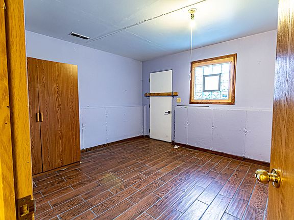 3rd image of 424 N Berwick Blvd