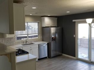 8904 Olivine St NE, Albuquerque, NM 87113