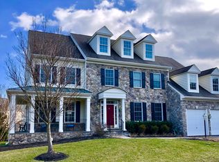 44181 Riverpoint Dr, Leesburg, VA 20176