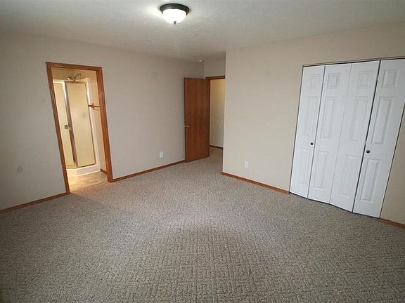 5th image of 4247 E 28th Ave