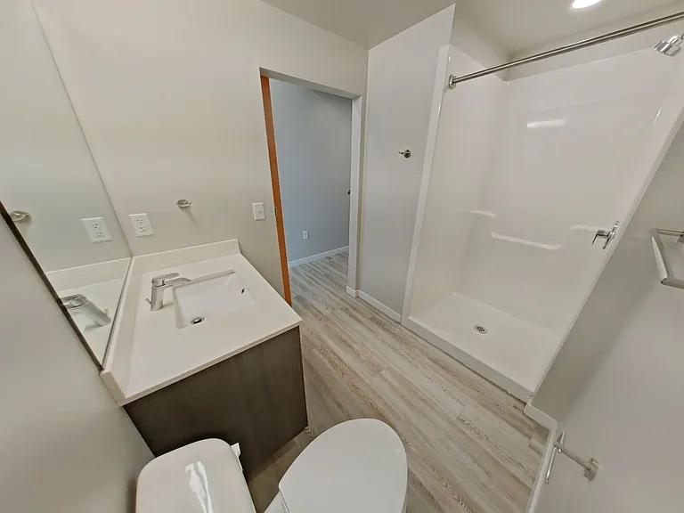 Ferry Street Flats - Modern Studios and Lofted units right by campus! — Photo 27