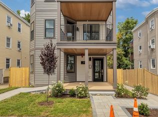 3915 Washington St, Roslindale, MA 02131