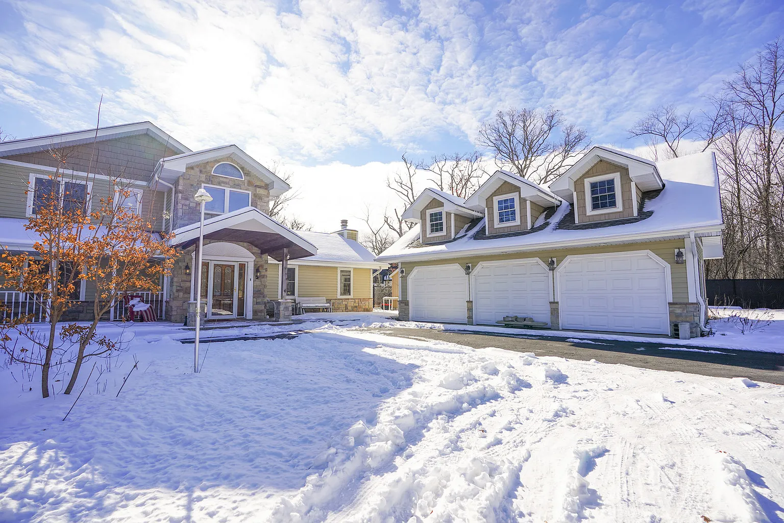 2445 Duffy Ln photo 1