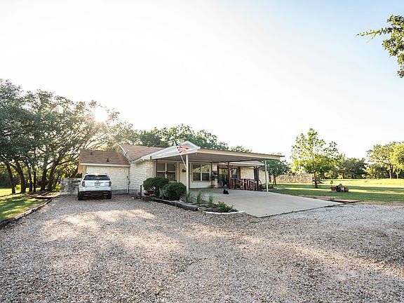 2nd image of 106 Kanz Ln