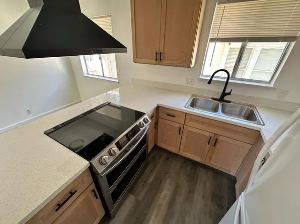 570 Bridge St #5, Yuba City, CA 95991