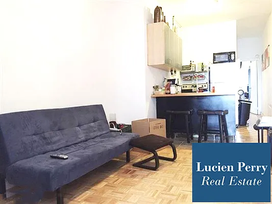 Rented by Lucien Perry | media 46