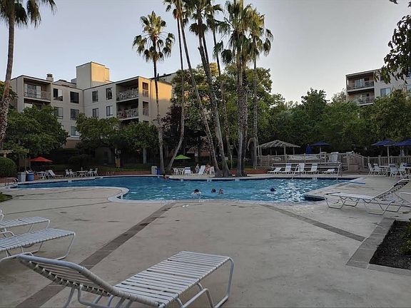 5th image of 340 N Civic Dr APT 409