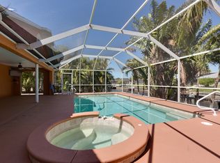 1725 SE 12th St, Cape Coral, FL 33990