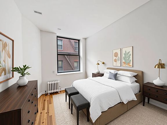 5th image of 114 E 28th St APT 4D