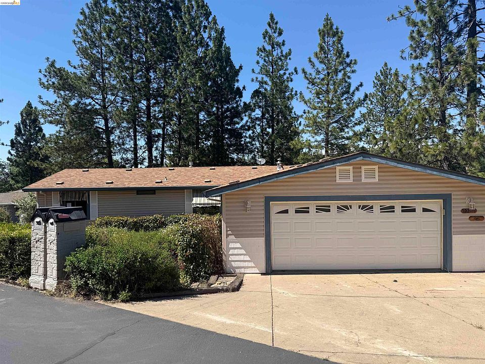 1st image of 22700 Hidden Hollow Dr