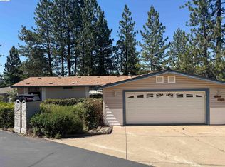 22700 Hidden Hollow Dr, Groveland, CA 95321