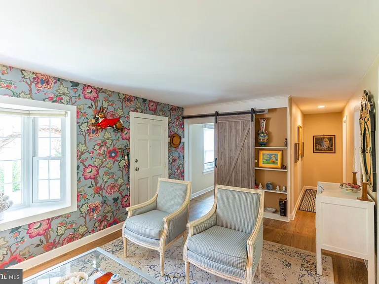 800 Blue Ridge Ave — Photo 4