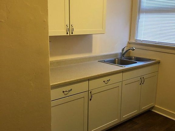 5th image of 4219 W 28th St APT 6
