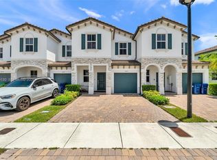 12613 NW 23rd Pl, Miami, FL 33167