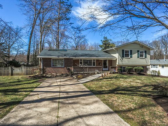 3rd image of 4506 Andes Ct