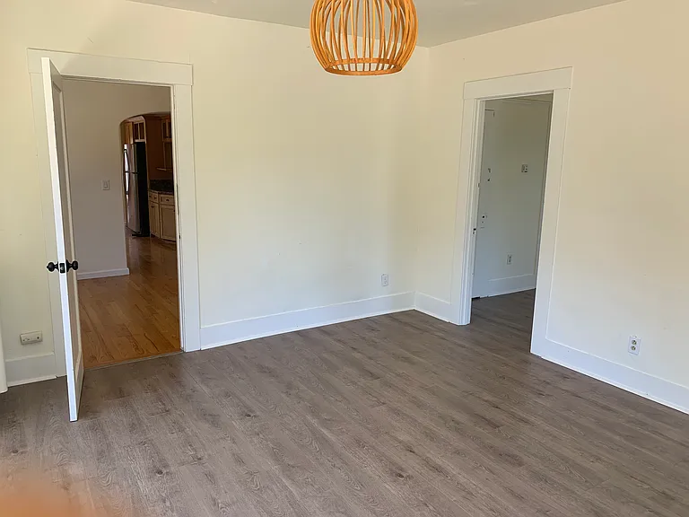 117 Grover Ln — Photo 8