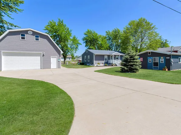 5397 Grouse Ct, Beaverton, MI 48612
