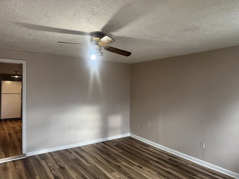 1604 Alton Rd — Photo 5