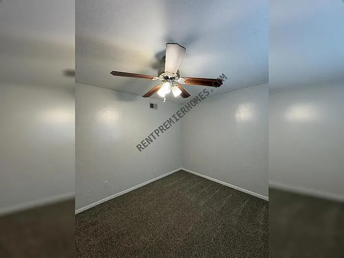 6609 Blue Bird Dr — Photo 17