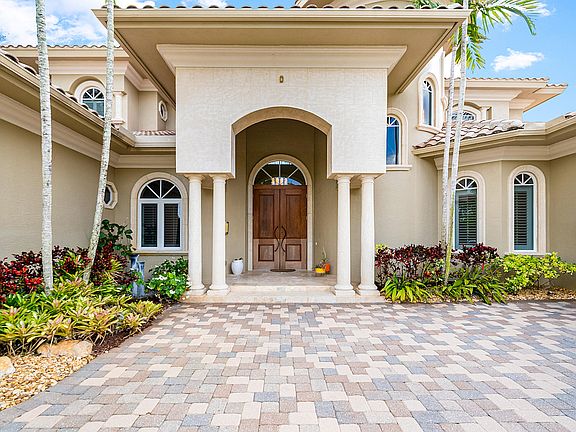 5th image of 4304 Saint Andrews Drive