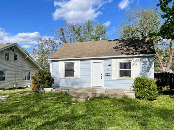 2320 N Ramsey Avenue, Springfield, MO 65803