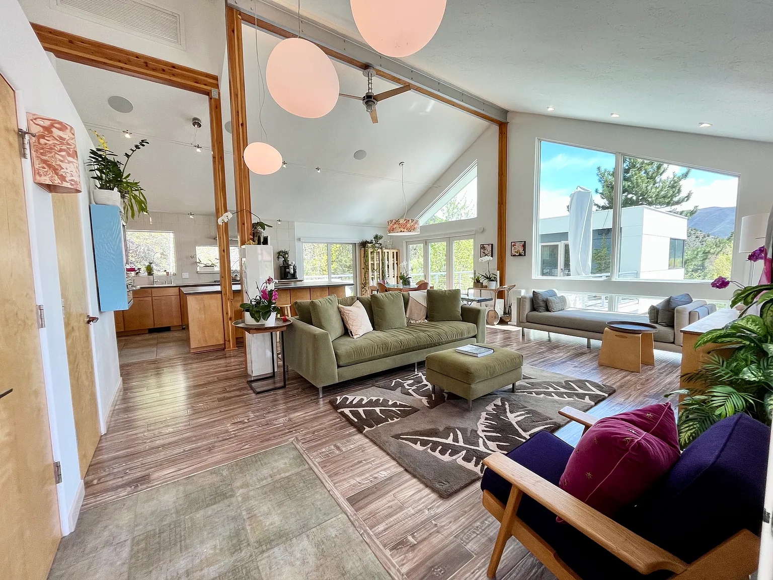 710 E Sopris Dr — Photo 2