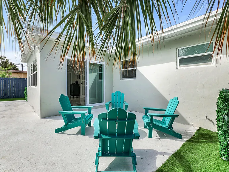 3160 SW 20th Ct — Photo 32