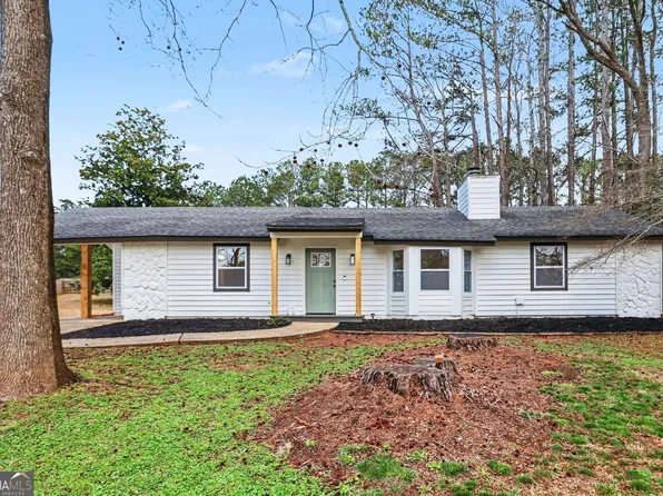 22 Barberry Dr, Newnan, GA 30265