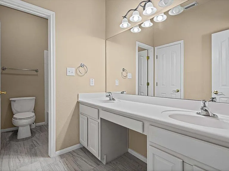 6925 Larue Belle Cv — Photo 25
