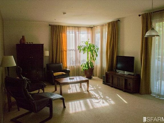 3rd image of 301 Crescent Ct APT 3114
