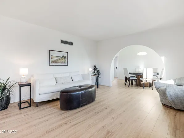 9343 E 30th St, Tucson, AZ 85710