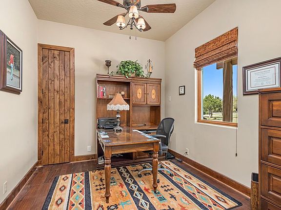 4th image of 153 N El Campo Dr