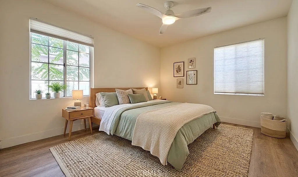 3 bed, 1161 sqft, $3,800 — Photo 2