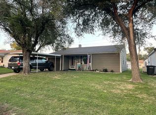 1722 N Cron St, Augusta, KS 67010