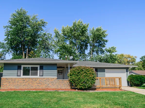 7020 Harrison St, Merrillville, IN 46410