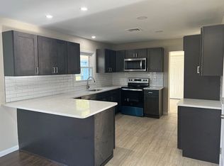 1687 Pleasant View Rd, Bethlehem, PA 18015