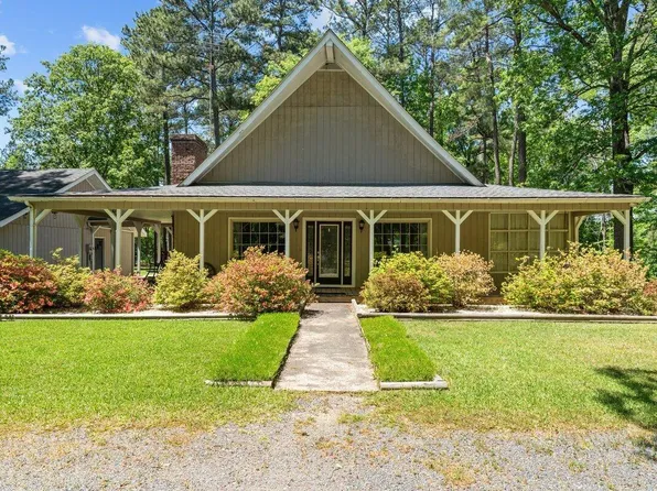 1414 Walter Bright Rd, Sanford, NC 27330