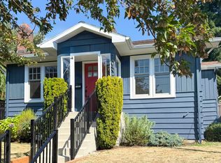 7052 26th Ave NW, Seattle, WA 98117