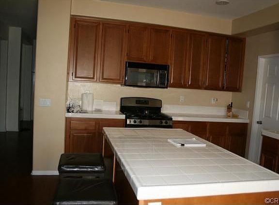 4th image of 32197 Kale Ln