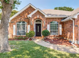 2201 Vista Ct, Corinth, TX 76210