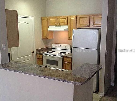 5th image of 17909 Villa Creek Dr #17909
