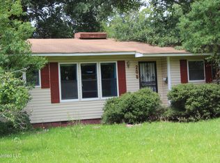 208 W Monroe Ave, Greenwood, MS 38930