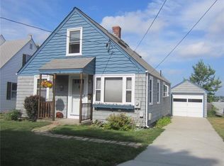 18 Fiume St, Pawtucket, RI 02860