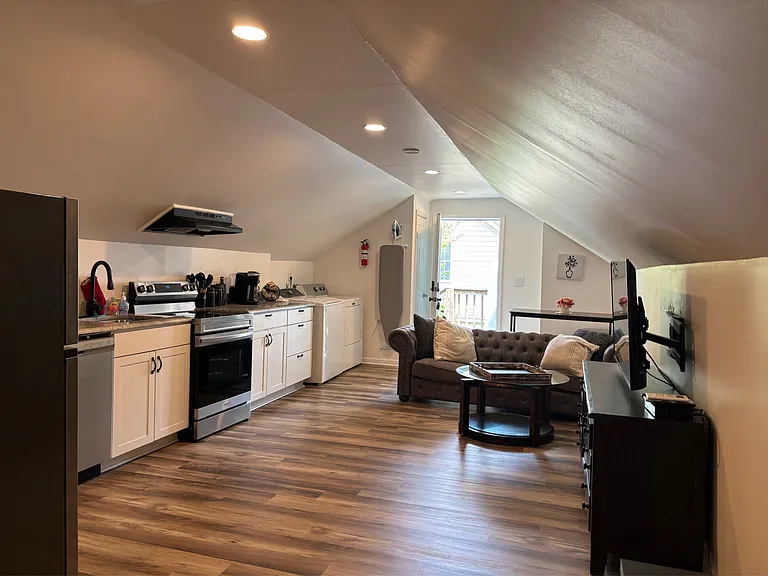 2511 McNeill Cir #2 — Photo 12