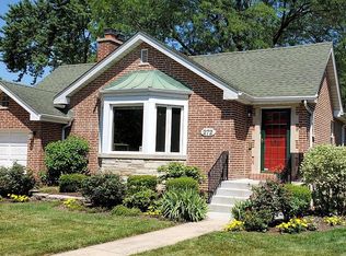 272 Gage Rd, Riverside, IL 60546