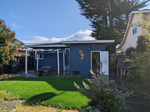 4th image of 323 7th Ave
