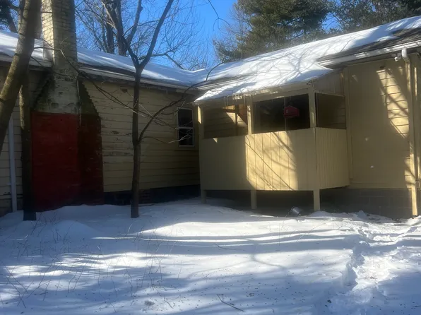 51 Woody Lane, West Haven, CT 06516