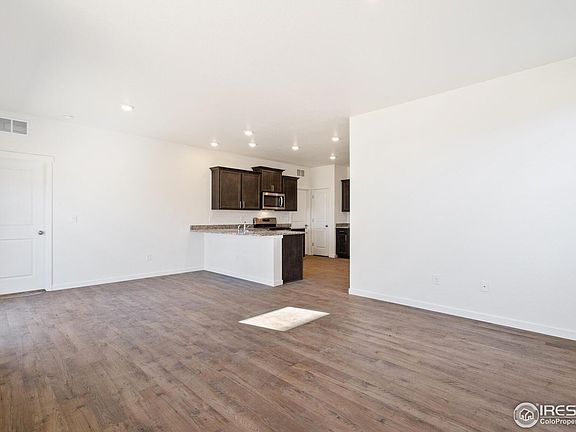 2nd image of 701 Gareth Ln