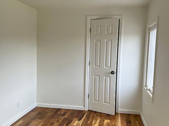 5th image of 106 Mansion Ave #2