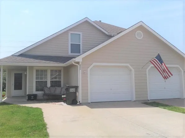 230 N Alder St, Gardner, KS 66030